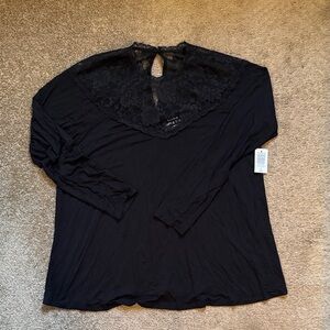 NWT Torrid Super Soft Knits Long Sleeve Lace Tee Size 2 18-20